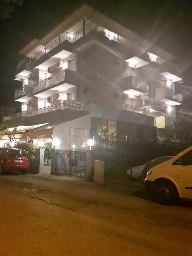 Hotel Villa Podgora Rimini Exterior photo
